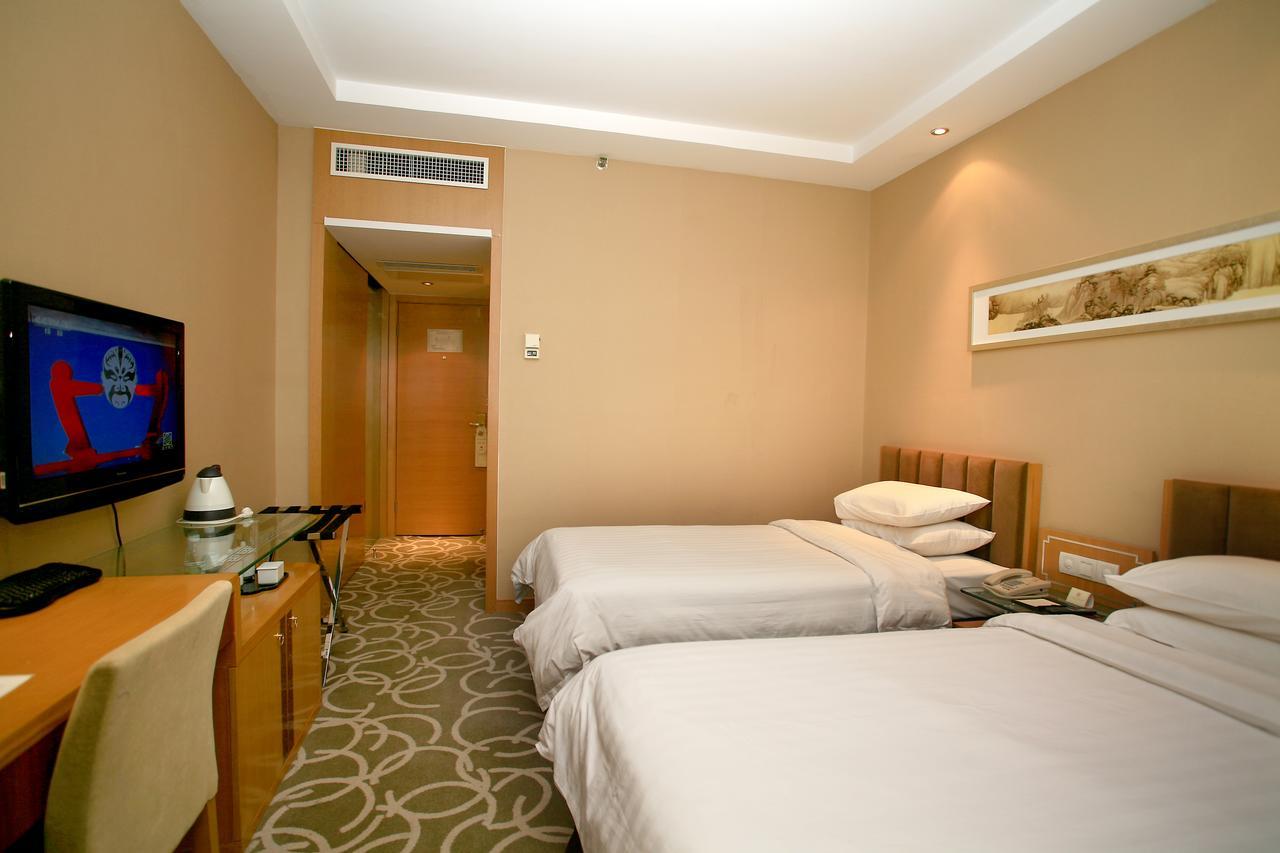 Jinjiang Nanjing Hotel Екстериор снимка